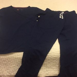 Urbane Ultimate Scrubs